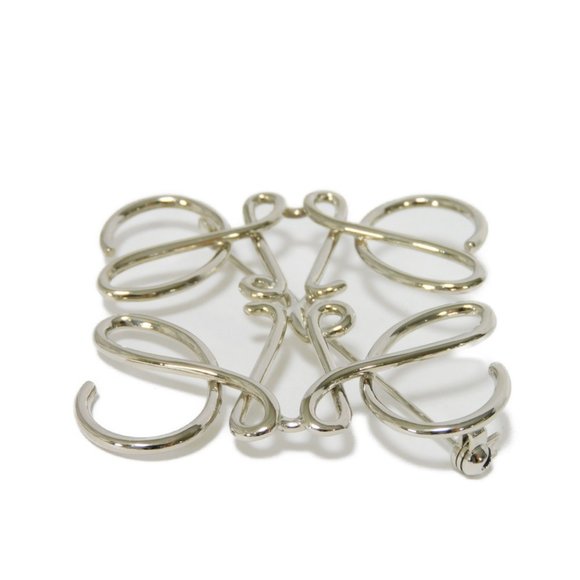 LOEWE Anagram Brooch, Brass, Silver, Windmill, Rotating, Metal, Palladium, - Picture 2 of 6